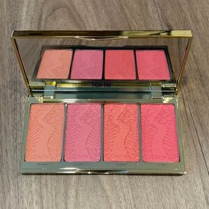 *NWT* Tarte Blush Bliss Palette